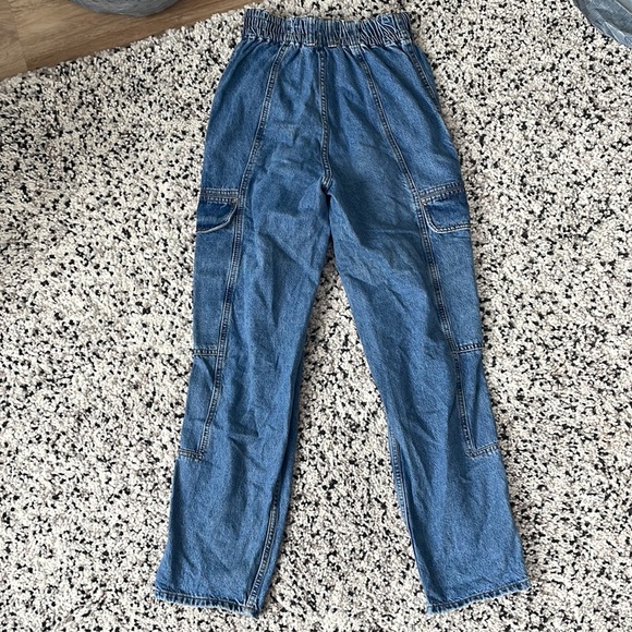 Urban Outfitters Cargo Jean - Size 26 - Picture 2 of 2